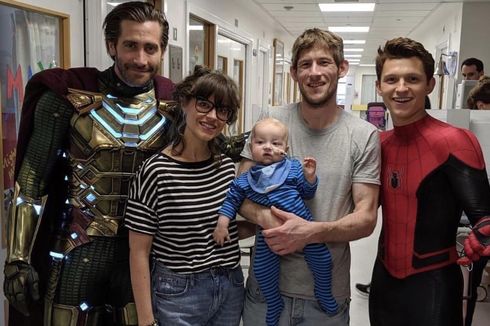 Spider-Man dan Mysterio Jenguk Pasien Anak-anak di Rumah Sakit London