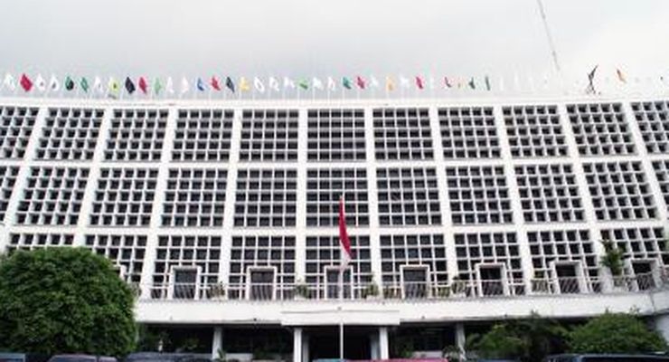 KPU Dinilai Mundur karena Akan Hapus Sanksi Diskualifikasi Paslon Tak Lapor Dana Kampanye