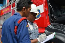Hino Rawat Truk Pemadam Kebakaran DKI Jakarta