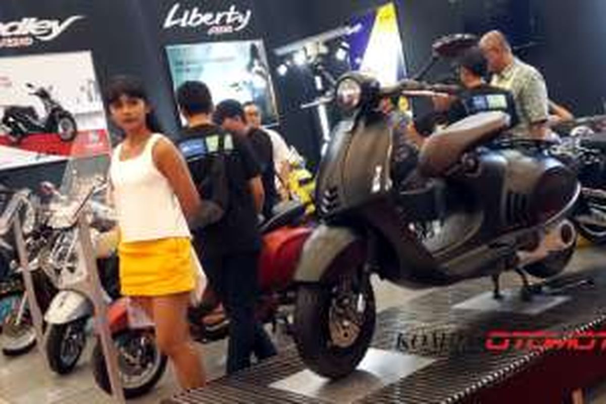 Piaggio dan Vespa di GIIAS 2016.