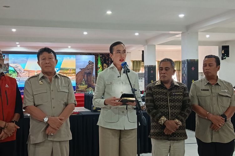 Menpar Bertemu Pelaku Pariwisata Labuan Bajo untuk Pemulihan Pasca-gempa NTT