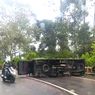 Mobil Elf Angkut Rombongan Mahasiswa Terguling di Jalur Sarangan-Cemoro Sewu