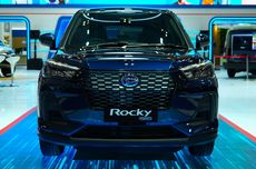 Ada Potensi Longsor, KAI Tertibkan Bangunan Ilegal di Rumaja Menteng