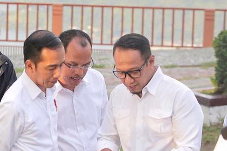 Kunjungan Presiden Joko Widodo ke Danau Toba.