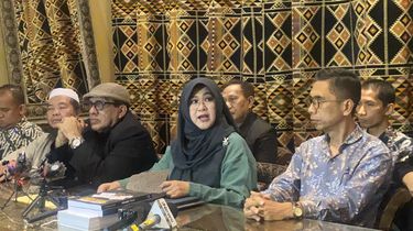 Ditangkap karena Dituding Mangkir Wajib Lapor, Dokter Tifa: Suka Drama Kan Polisi