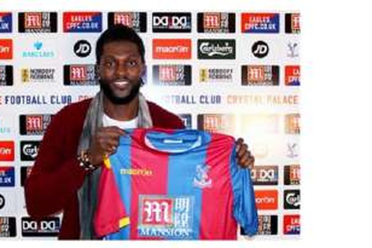 Penyerang asal Togo, Emmanuel Adebayor, resmi bergabung ke Crystal Palace dengan status bebas transfer.