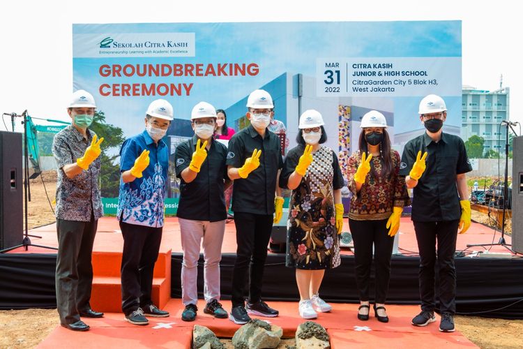 Sekolah Citra Kasih CitraGarden, Jakarta, menggelar seremoni ground breaking gedung baru yang berlokasi di CitraGarden, Kalideres, Jakarta pada 31 Maret 2021.