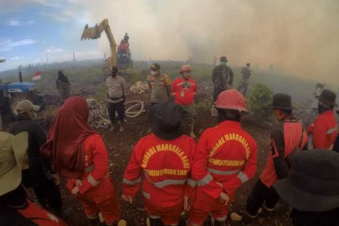 10 Hektar Lahan di Ketapang Terbakar, Api Masih Belum Bisa Dipadamkan