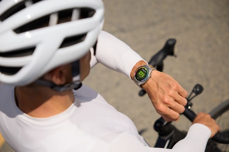 HUAWEI WATCH GT 6 Series menjadi solusi cerdas bagi pesepeda yang ingin memantau performa secara karena punya Cycling Virtual Power. 