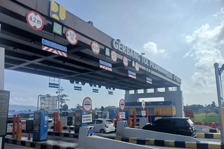 Lalin Tol Solo-Yogya Melonjak Hampir 100 Persen saat Lebaran