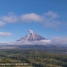 Gunung Semeru Letuskan Kolom Abu Tebal Setinggi 700 M ke Tenggara, Status Waspada