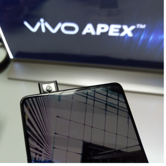 Kamera Vivo Apex yang muncul dengan metode pop-up dengan kecepatan 0.8 detik.
