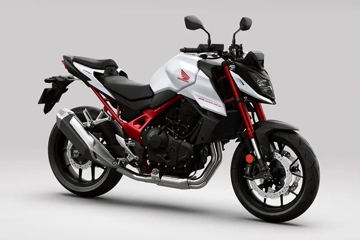 Honda CB750 Hornet 2022