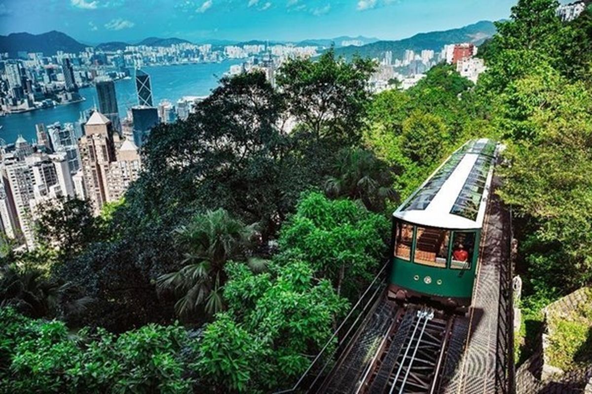 Hong Kong punya banyak atraksi dan destinasi wisata yang menawarkan kegiatan seru. 