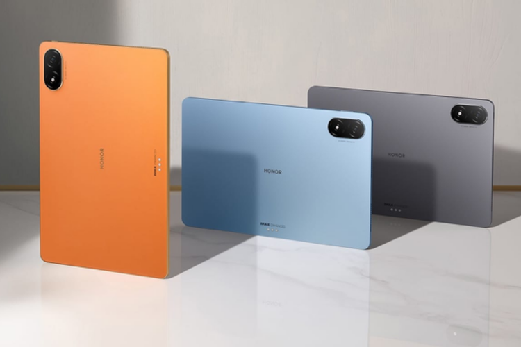 Honor meluncurkan table terbarunya yang bernama Honor Pad V8 ke pasar China. Tablet tersebut datang dengan beberapa varian warna, seperti Grey, Blue, Orange, dan Gold