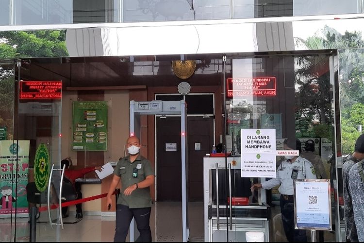 Suasana sidang Munarman di Pengadilan Negeri (PN) Jakarta Timur, Rabu (8/12/2021).