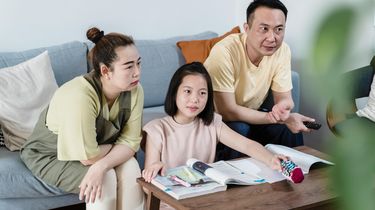 Pola Asuh Otoritatif Dinilai Paling Ideal, Begini Cara Menerapkannya pada Anak