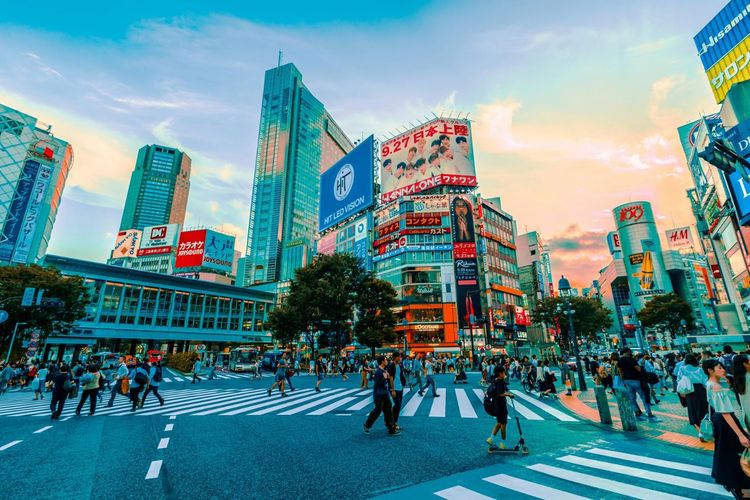 Wisatawan di Tokyo Kini Bisa Tampilkan Wajah di Layar Raksasa Shibuya