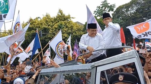 Anies-Cak Imin Tiba di KPU RI, Lagu "Maju Tak Gentar" dan Shalawat Mengalun