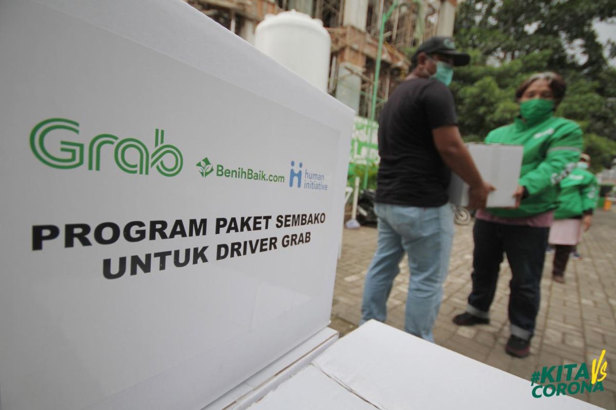 Program paket sembako untuk mitra pengemudi Grab. 