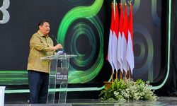 Menko Airlangga Sebut Teknologi Perlu Didorong untuk Pacu Daya Saing Digital Indonesia