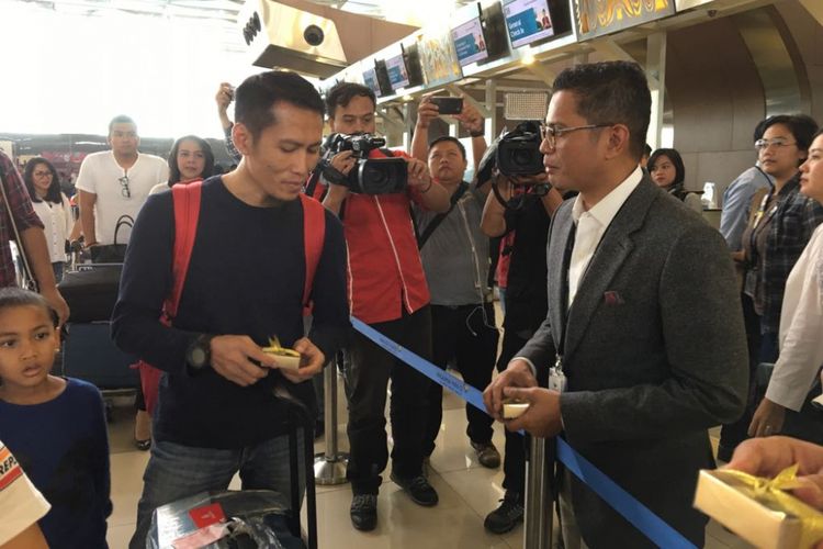 Direktur Utama Garuda Indonesia Pahala Nugraha Mansury saat mengecek arus mudik di Terminal 3 Bandara Soekarno-Hatta, Tangerang, Senin (11/6/2018).