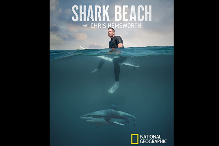 Poster dokumenter Shark Beach with Chris Hemsworth.