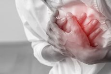 Perbedaan Gejala Serangan Jantung Mendadak dan Serangan Jantung Biasa