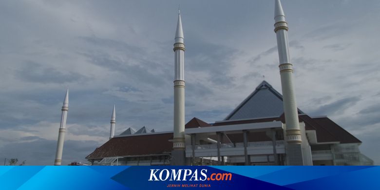 Ke Daan  Mogot  Melihat Masjid Raya Pertama di Jakarta