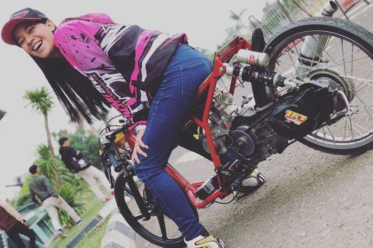 Pebalap drag bike wanita, Sabrina Sameh