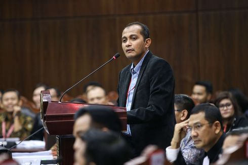 [POPULER NASIONAL] Eddy Hiariej, Pengkritik UU Cipta Kerja Jadi Wamenkumham | Reshuffle, Foto Rel Medsos Jokowi dan Makna Jaket Biru