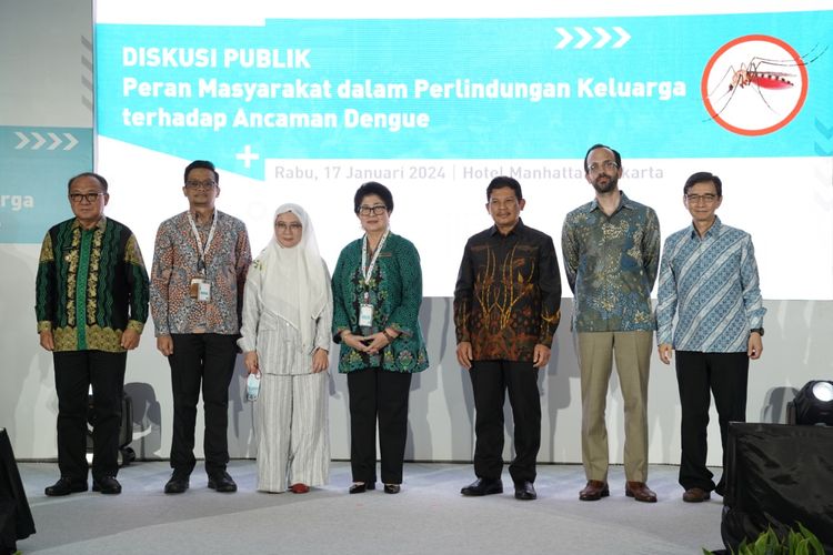Diskusi Publik ?Pentingnya Peran Masyarakat dalam Perlindungan Keluarga terhadap Ancaman Dengue? yang diadakan Farid Nila Moeloek Society bersama dengan Bio Farma dan Takeda di Jakarta (17/1/2023).