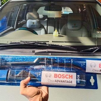 Ilustrasi wiper mobil merek Bosch