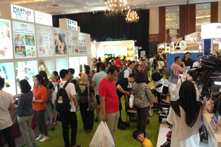 Suasana pameran kebutuhan ibu dan bayi IMBEX sebelum pandemi.