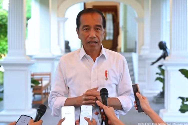 Presiden Joko Widodo dalam keterangan pers soal judi online yang disiarkan YouTube Sekretariat Presiden pada Rabu (12/6/2024) malam.o