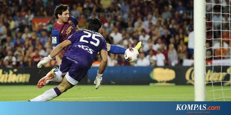 Messi Quot Hattrick Quot Barca Hajar Osasuna 8 0 Halaman All