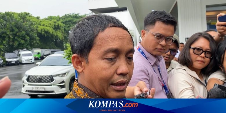 Menhut Raja Juli Main Domino Bareng Aziz Wellang, Anggota DPR Ingatkan Integritas
