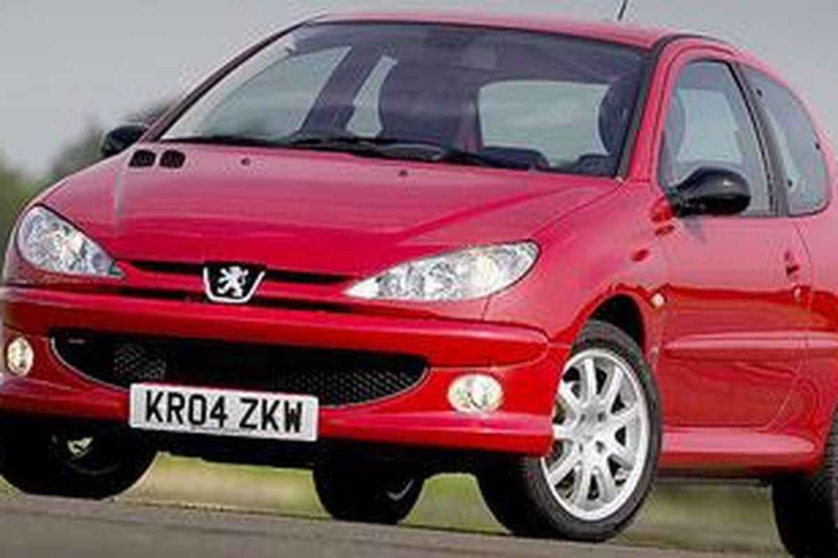 Peugeot 206 berusia 13 tahun di Eropa