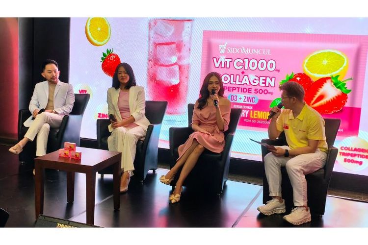Sido Muncul luncurkan C+Collagen. 

