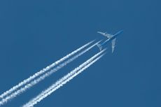 Perbedaan Chemtrail dengan Contrails