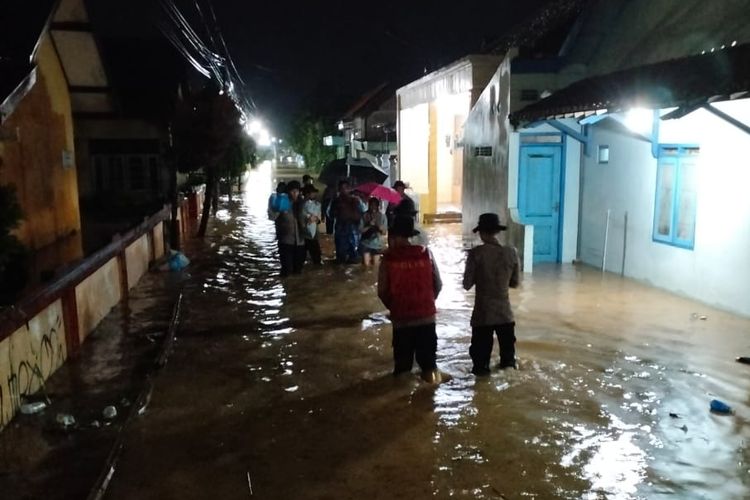 Banjir di desa Kebonadem kecamatan Brangsong Kendal Jawa Tengah. KOMPAS.COM/DOK. KADES