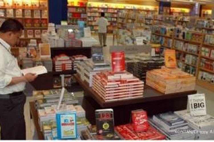 Toko Buku Gramedia