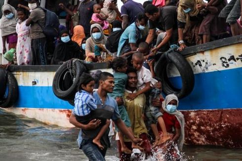 Menyoal Sindikat Penyelundupan 99 Orang Rohingya di Aceh, Kapal Rusak Saat Dijemput di Tengah Laut