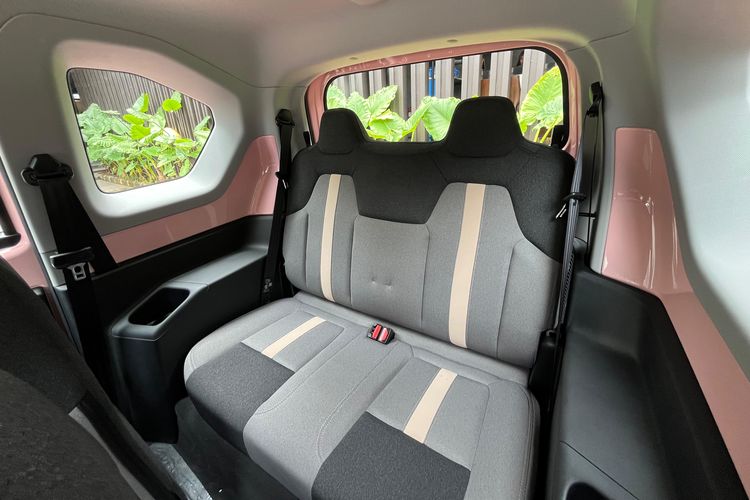 Bangku baris kedua Vinfast VF3