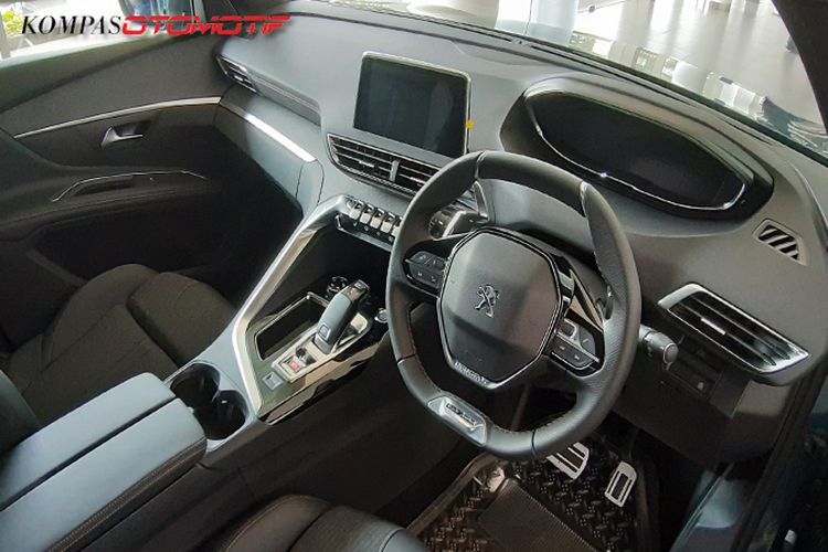 Interior Peugeot 5008