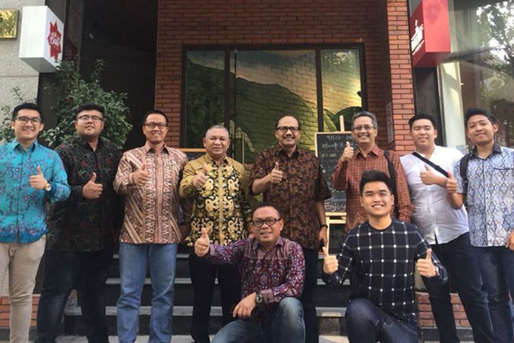 Sedikitnya 70 mahasiswa dari berbagai penjuru China Timur berkumpul di Bali Bistro, Shanghai, Sabtu (7/10/2017). Mereka memproklamirkan diri sebagai anggota Generasi Wonderful Indonesia atau GenWI. Komunitas ini aktif di media sosial untuk mempromosikan pariwisata Indonesia dari tempat mereka tinggal.
