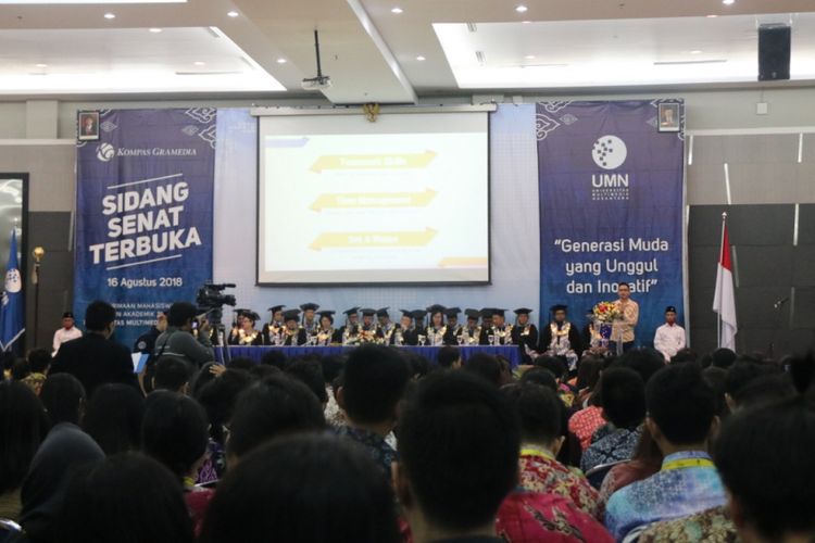 Sidang Senat Terbuka-Kuliah Perdana UMN di Function Hall UMN pada Kamis (16/8/2018).