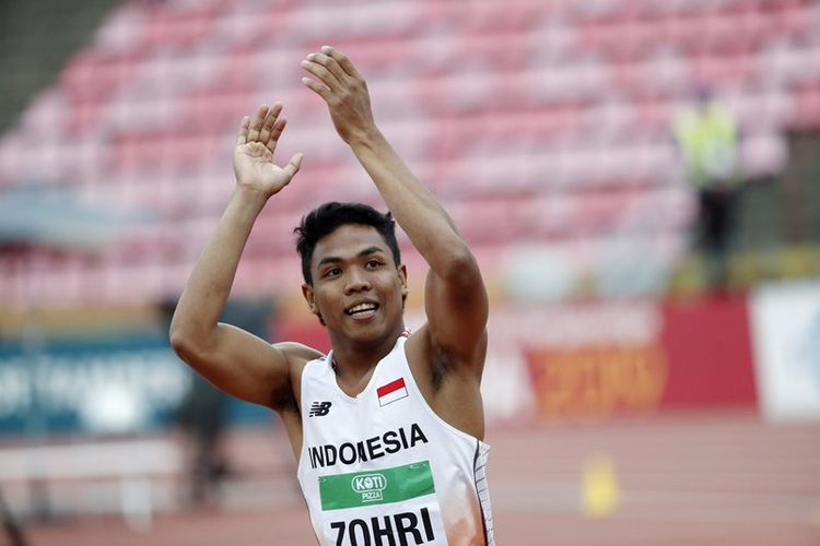 Pelari Indonesia Lalu Muhammad Zohri meluapkan kegembiraannya seusai berhasil menjadi yang tercepat pada nomor lari 100 meter pada ajang IAAF World U20 Championships di Tampere, Finlandia, Rabu (11/7). Zohri berhasil meraih medali emas setelah mencatatkan waktu tercepat 10,18 detik, diikuti dua pelari AS Anthony Schwartz (10,22 detik) dan Eric Harrison (10,22 detik). Sepanjang sejarah penyelenggaraan IAAF World U20 Championships selama 32 tahun, penampilan terbaik atlet Indonesia yaitu finis posisi ke-8 sesi heats nomor lari 100m pada tahun 1986.