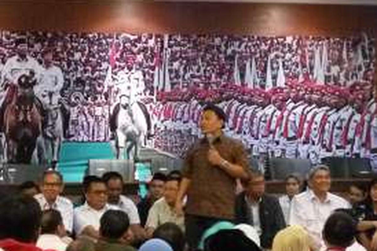 Tim pemenangan calon gubernur-wakil gubernur DKI Jakarta, Anies Baswedan-Sandiaga Uno, Mardani Ali Sera saat di kantor DPP Partai Gerindra, Jakarta Selatan, Rabu (14/12/2016).