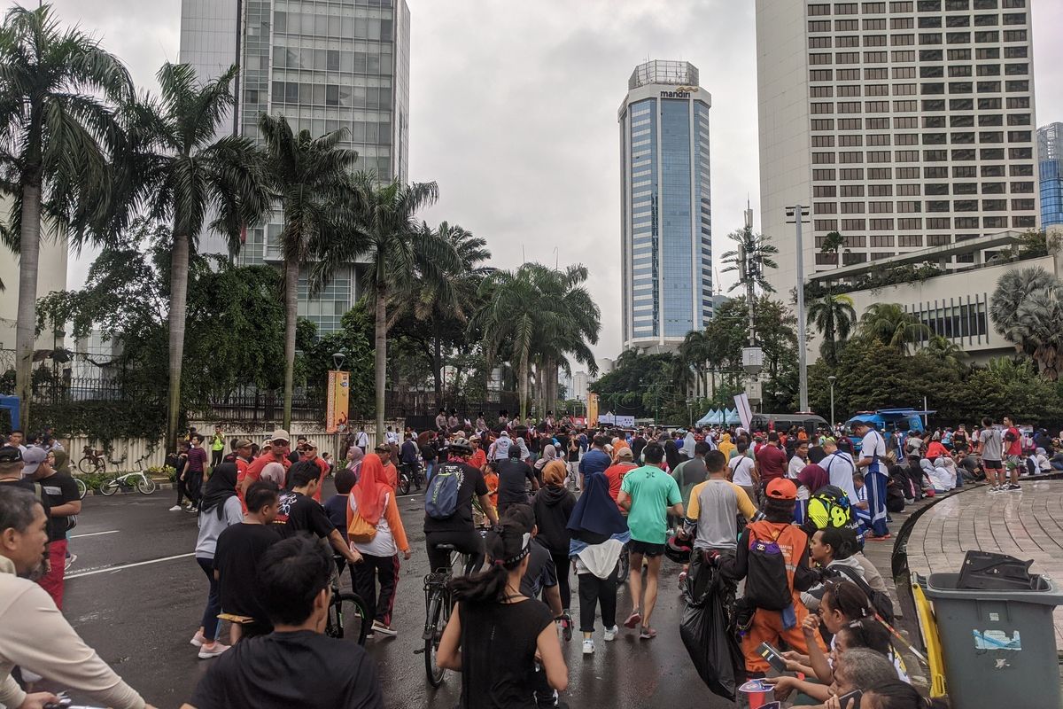 CFD Bundaran HI Pasca hujan deras di Jakarta, Minggu (23/2/2020)